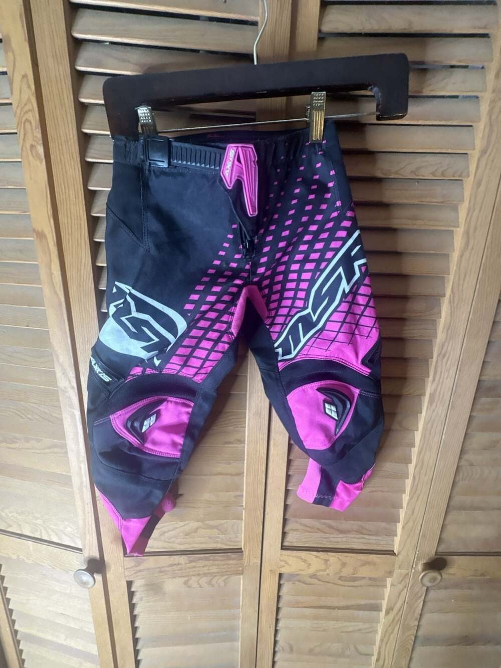 MSR Axis Youth Girls Motocross Racing Pants, Black/Pink, Size Y20